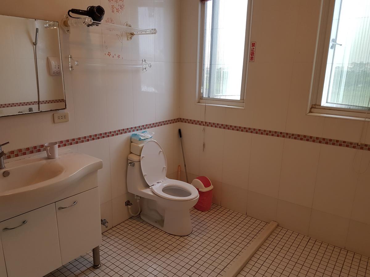 Emaly Homestay T'ai-tung Exterior foto