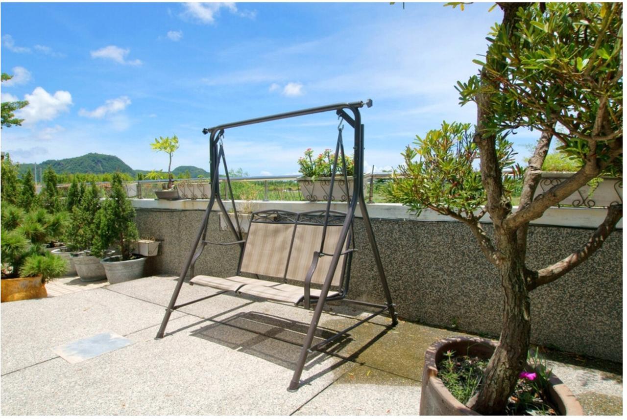 Emaly Homestay T'ai-tung Exterior foto