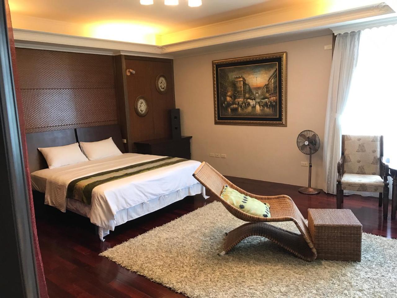 Emaly Homestay T'ai-tung Exterior foto